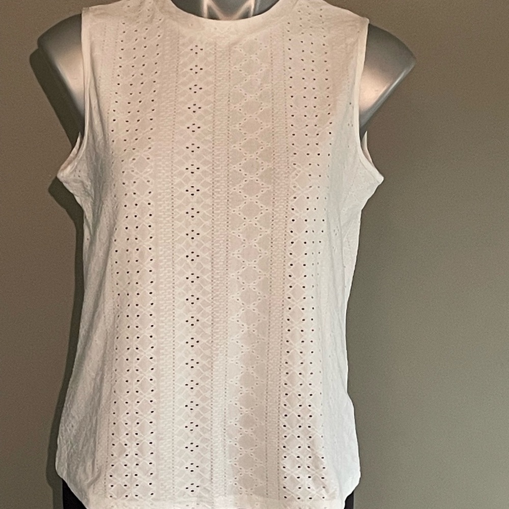 Chic White Eyelet Tank Top